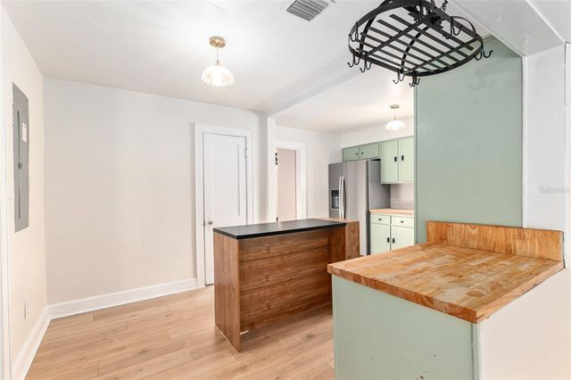 123 SE 1ST STREET, Williston, FL 32696