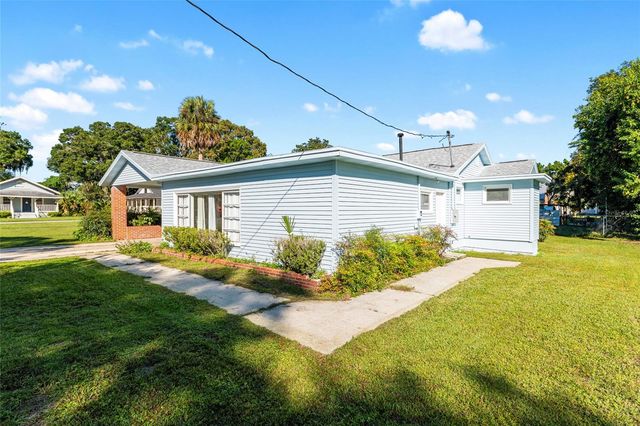 123 SE 1ST STREET, Williston, FL 32696
