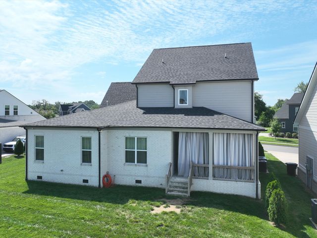 1015 Wetzel Dr, Franklin, TN 37064