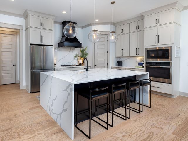 1015 Wetzel Dr, Franklin, TN 37064
