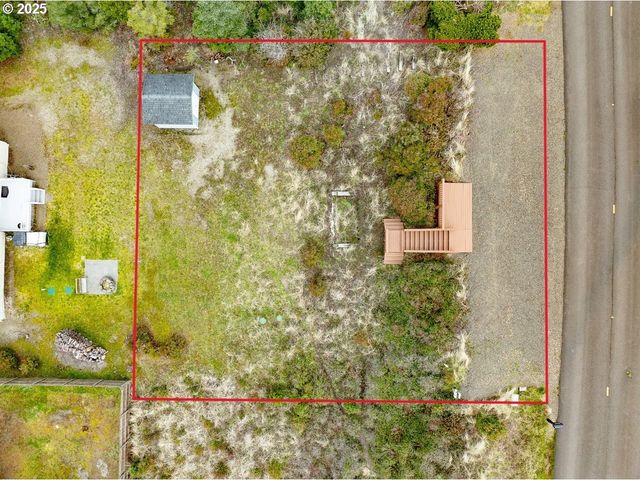 35009 J Pl, Ocean Park, WA 98640