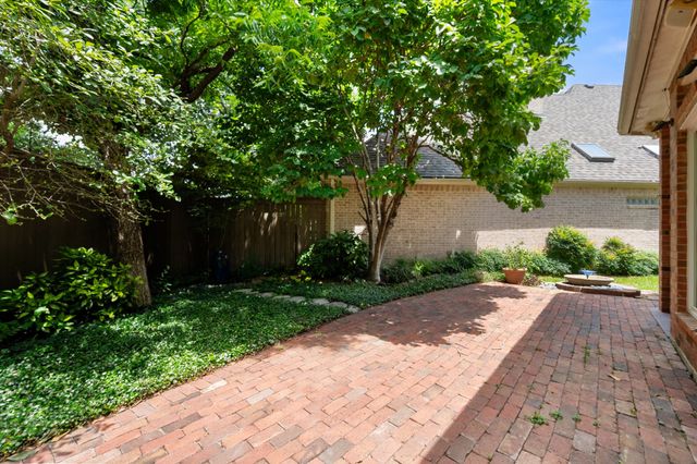2419 Strait Lane, Arlington, TX 76013