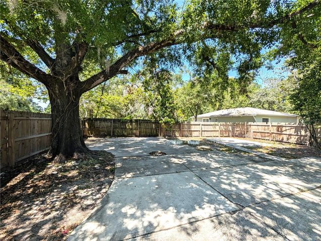 1608 E NEW ORLEANS AVENUE, Tampa, FL 33610