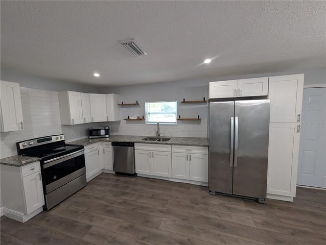 1608 E NEW ORLEANS AVENUE, Tampa, FL 33610