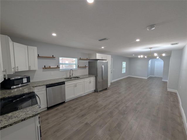 1608 E NEW ORLEANS AVENUE, Tampa, FL 33610