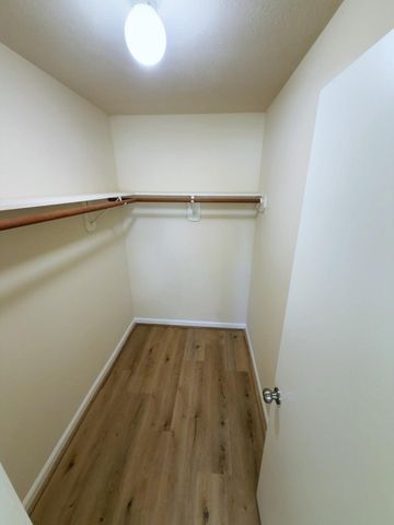 6656 Sharpstown Green Circle, Houston, TX 77036