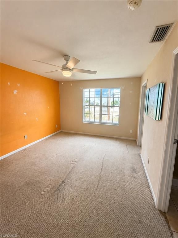 Image 4 of property listing at 1005 SW 48th TER 3, Cape Coral, FL 33914