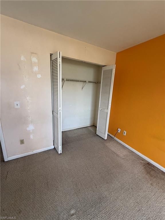 Image 5 of property listing at 1005 SW 48th TER 3, Cape Coral, FL 33914