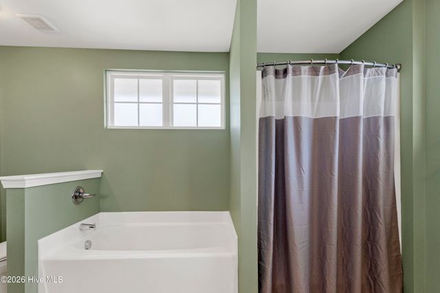 407 Olde Sail Court, Sneads Ferry, NC 28460