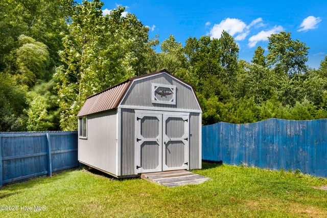 407 Olde Sail Court, Sneads Ferry, NC 28460