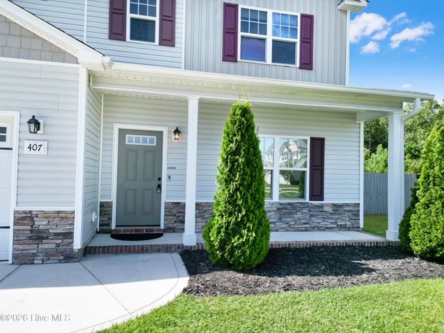 407 Olde Sail Court, Sneads Ferry, NC 28460