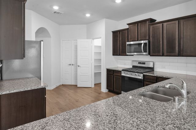 710 Fort Lane, Fate, TX 75189