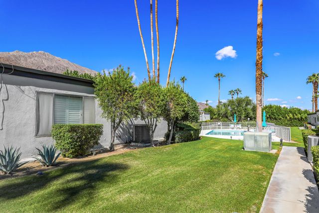 2041 S Calle Palo Fierro, Palm Springs, CA 92264