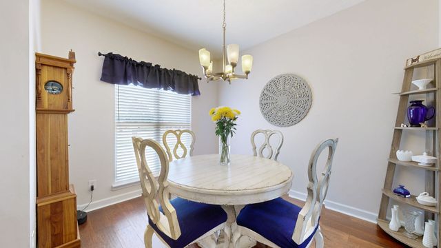 1611 Woodhaven Ct, Lebanon, TN 37087