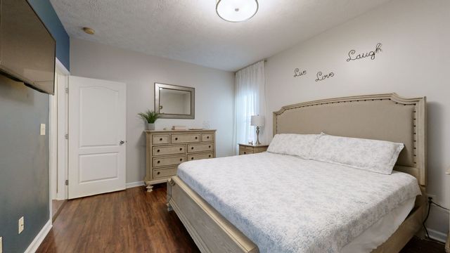 1611 Woodhaven Ct, Lebanon, TN 37087