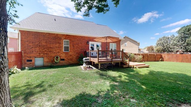 1611 Woodhaven Ct, Lebanon, TN 37087