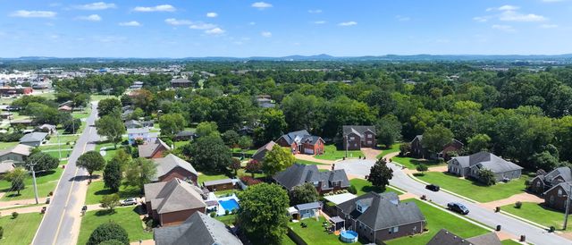 1611 Woodhaven Ct, Lebanon, TN 37087