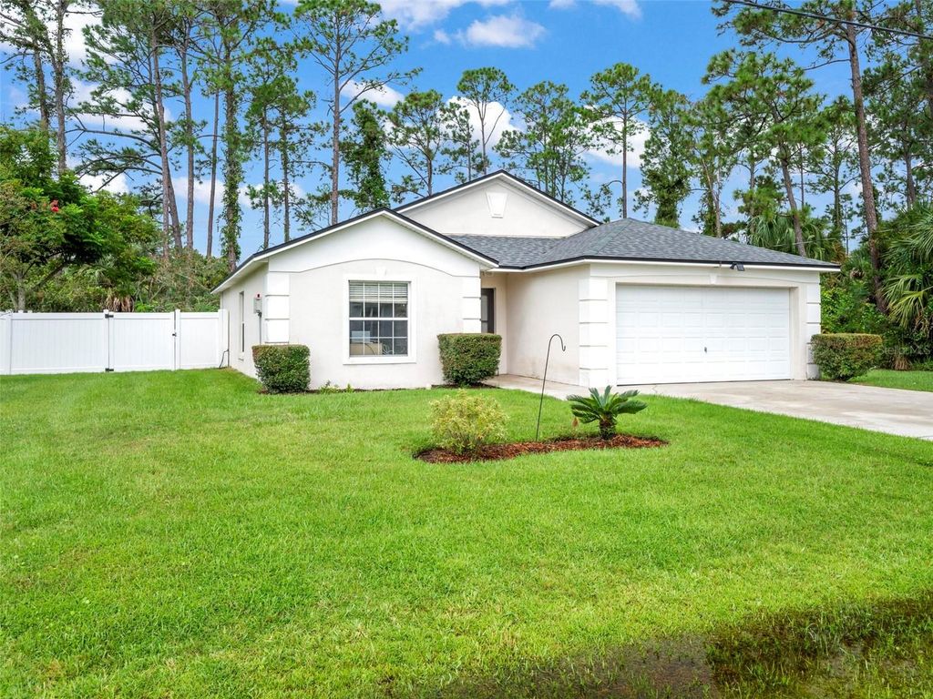 8 RANDOM PLACE, Palm Coast, FL 32164