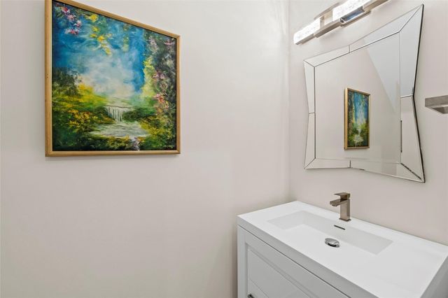 2517 NE 18th Street, Fort Lauderdale, FL 33305