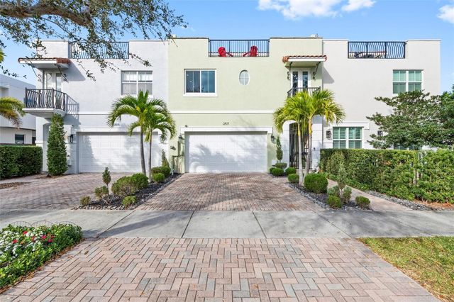 2517 NE 18th Street, Fort Lauderdale, FL 33305