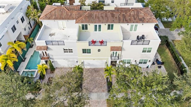 2517 NE 18th Street, Fort Lauderdale, FL 33305