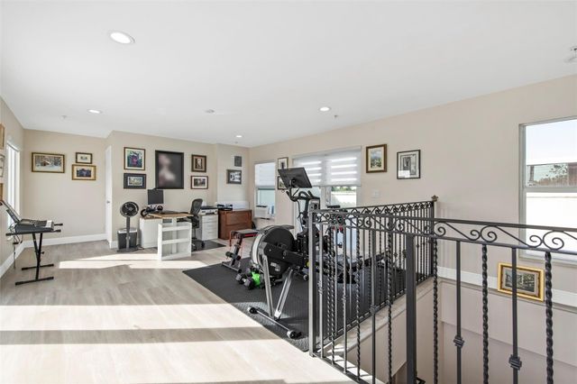 2517 NE 18th Street, Fort Lauderdale, FL 33305