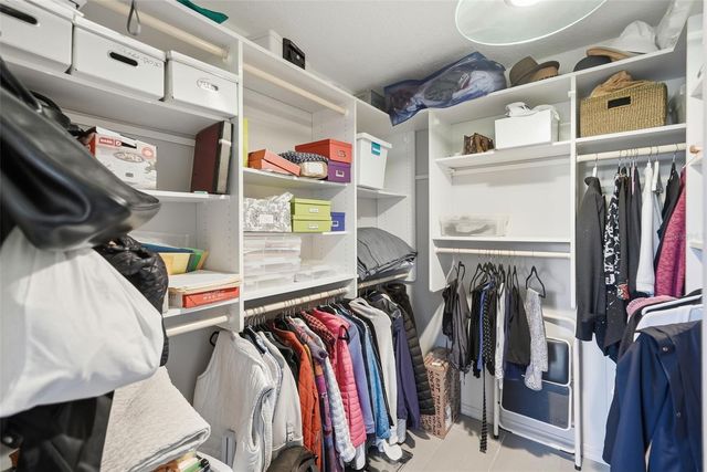 700 BEACH DRIVE NE 302, St Petersburg, FL 33701