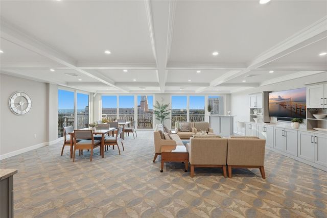 700 BEACH DRIVE NE 302, St Petersburg, FL 33701