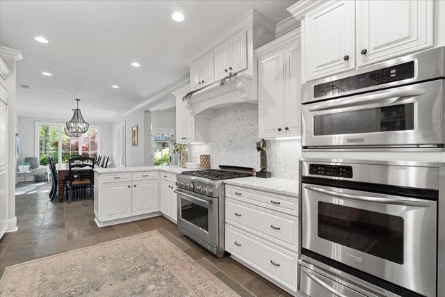 2930 COUNTRY PLACE DR, Collierville, TN 38017