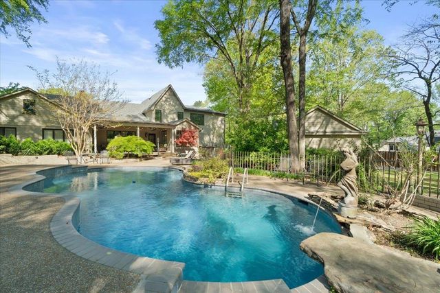 2930 COUNTRY PLACE DR, Collierville, TN 38017