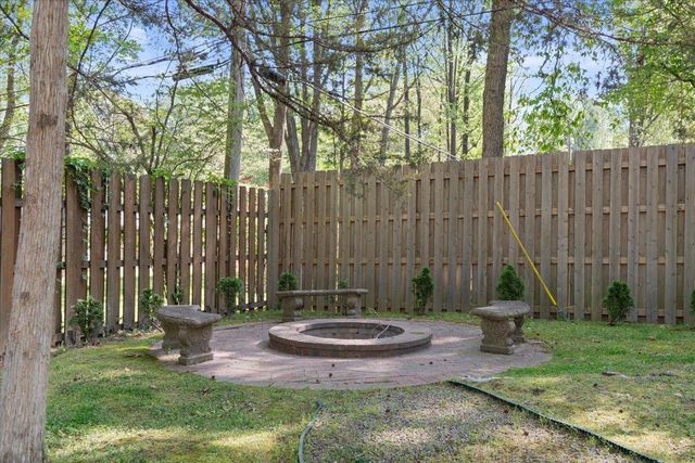 2930 COUNTRY PLACE DR, Collierville, TN 38017