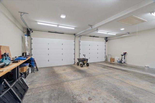 2930 COUNTRY PLACE DR, Collierville, TN 38017