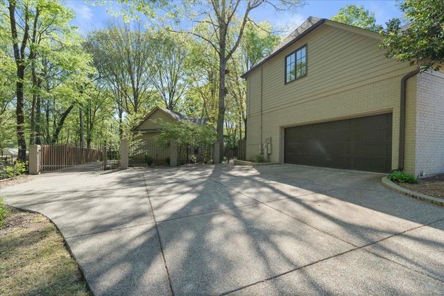 2930 COUNTRY PLACE DR, Collierville, TN 38017