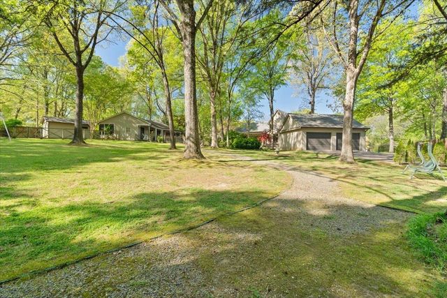 2930 COUNTRY PLACE DR, Collierville, TN 38017