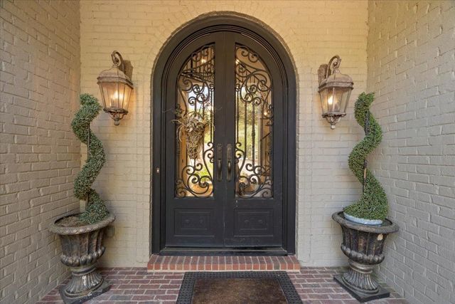 2930 COUNTRY PLACE DR, Collierville, TN 38017