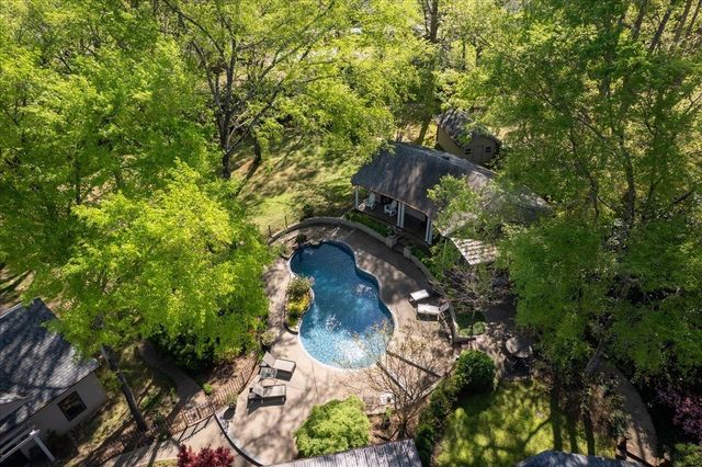 2930 COUNTRY PLACE DR, Collierville, TN 38017