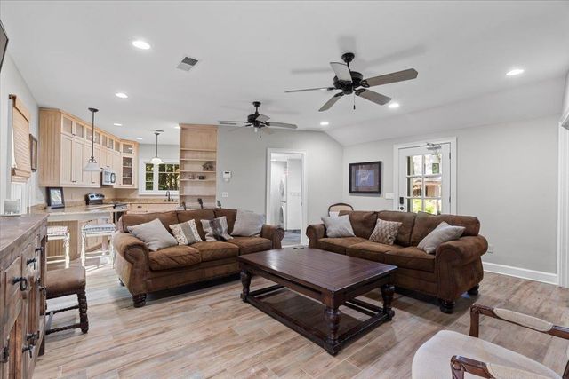 2930 COUNTRY PLACE DR, Collierville, TN 38017