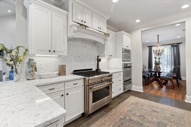 2930 COUNTRY PLACE DR, Collierville, TN 38017