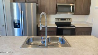 884 ROTARY Road, Jacksonville, FL 32211