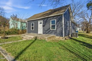 305 S Saint Louis Avenue, Joplin, MO 64801