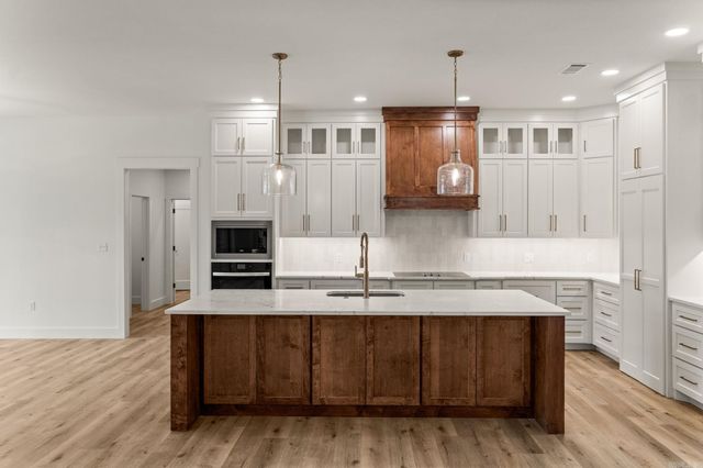 15 Elrod Drive, Greers Ferry, AR 72067