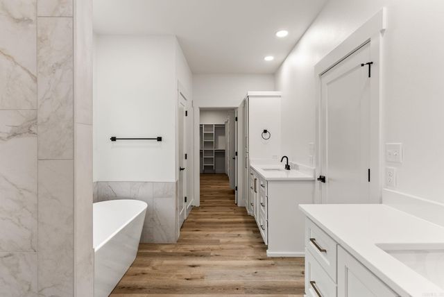 15 Elrod Drive, Greers Ferry, AR 72067