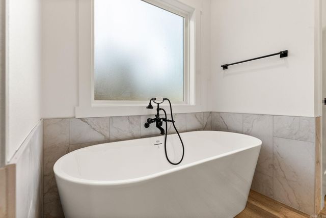 15 Elrod Drive, Greers Ferry, AR 72067