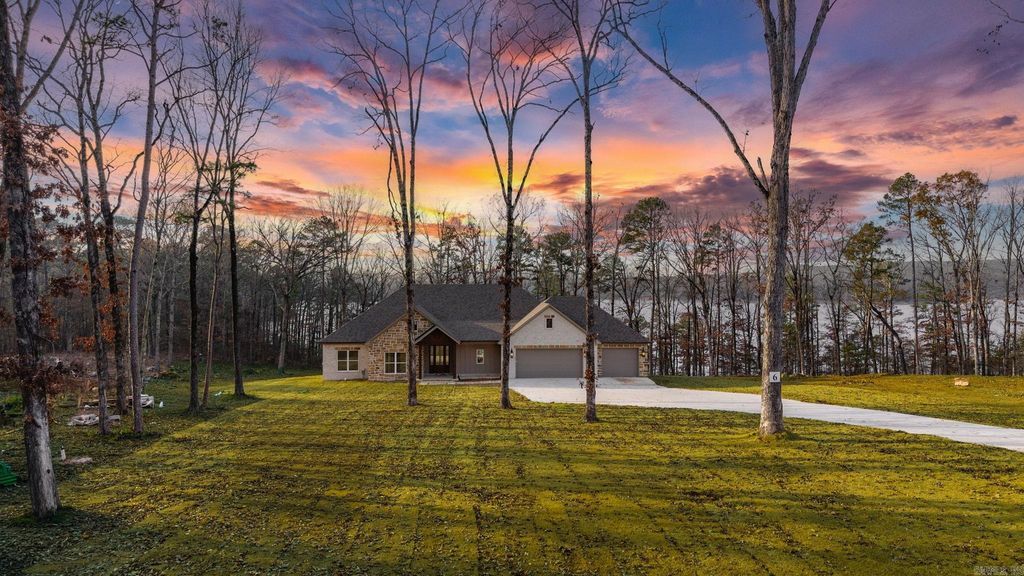 15 Elrod Drive, Greers Ferry, AR 72067