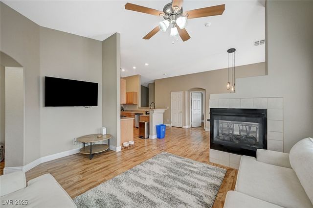 1557 Ward Frontier Lane, Henderson, NV 89002