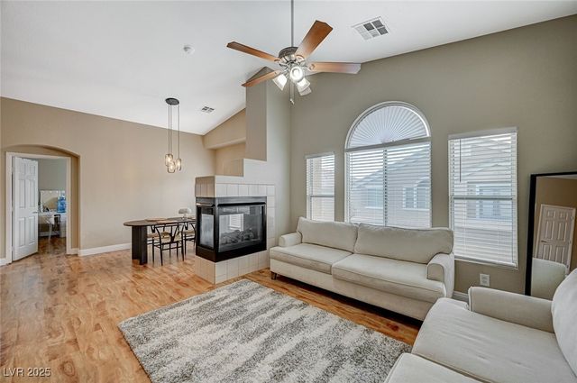 1557 Ward Frontier Lane, Henderson, NV 89002