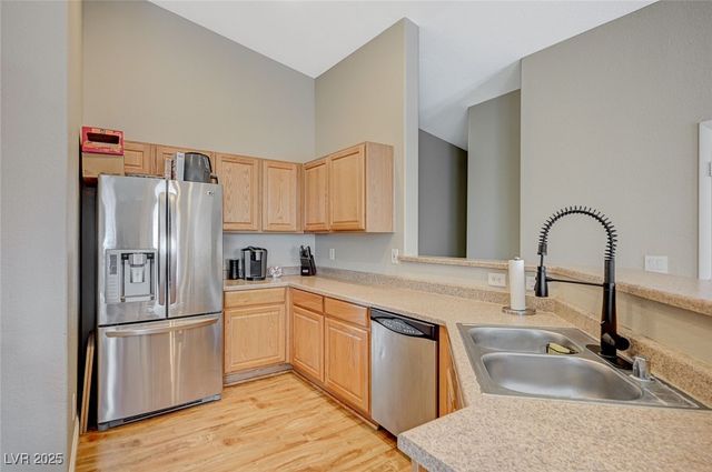 1557 Ward Frontier Lane, Henderson, NV 89002