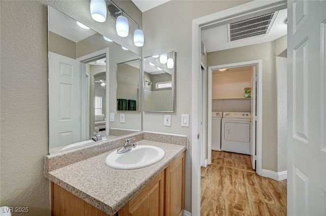 1557 Ward Frontier Lane, Henderson, NV 89002