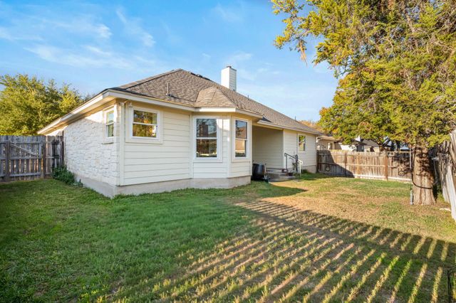 164 Johnnys WAY, Kyle, TX 78640