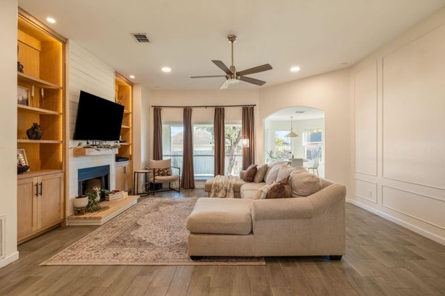 164 Johnnys WAY, Kyle, TX 78640